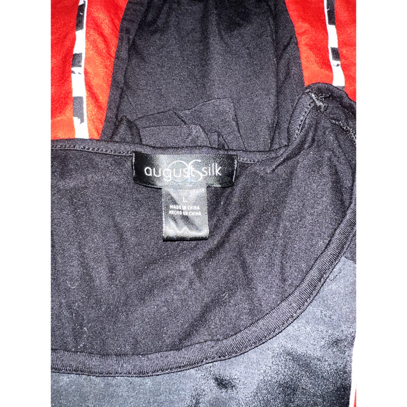 AUGUST SILK Top Women's Size L Red Black Abstract Print Front & Knit Back Shirt - Picture 6 of 6